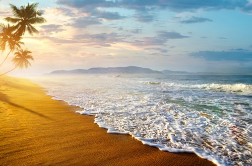 Soft waves of the Indian ocean in Sri Lanka